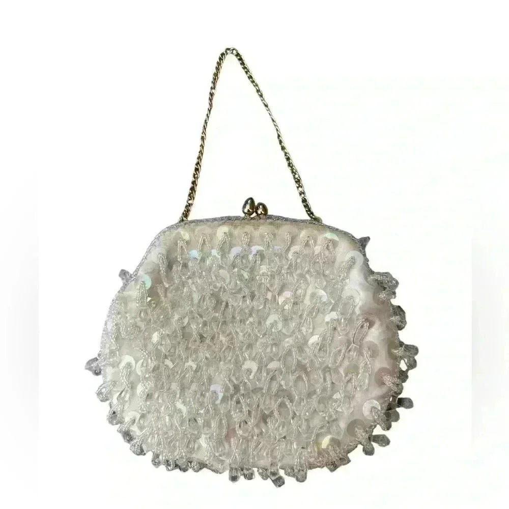Vtg PURSE Hand Made Hong Kong WHITE Sequin & Beaded W/ Gold Tuck In Chain Handle